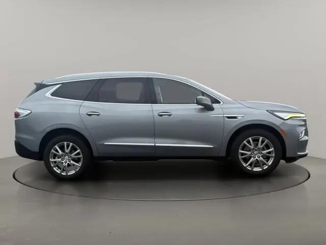 2023 Buick Enclave Essence AWD