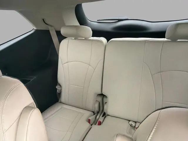 2023 Buick Enclave Essence AWD