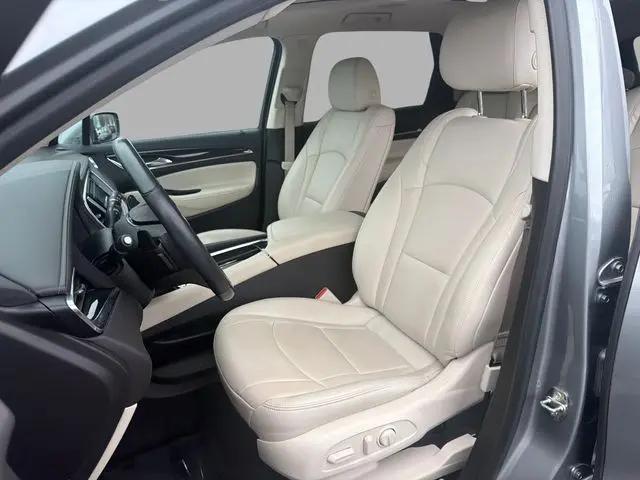 2023 Buick Enclave Essence AWD