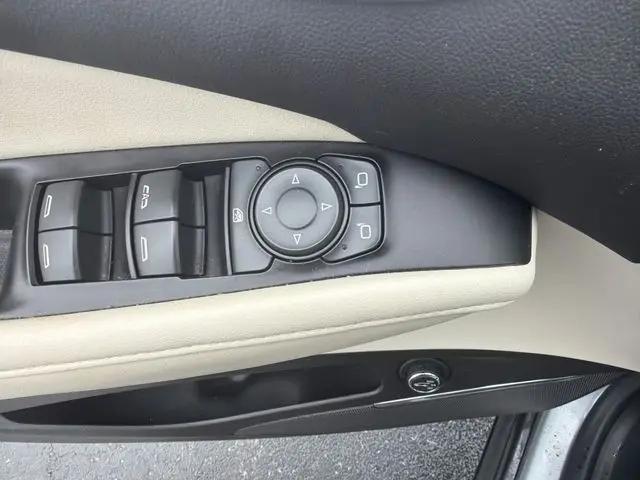 2023 Buick Enclave Essence AWD