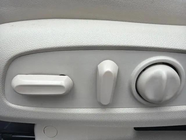 2023 Buick Enclave Essence AWD