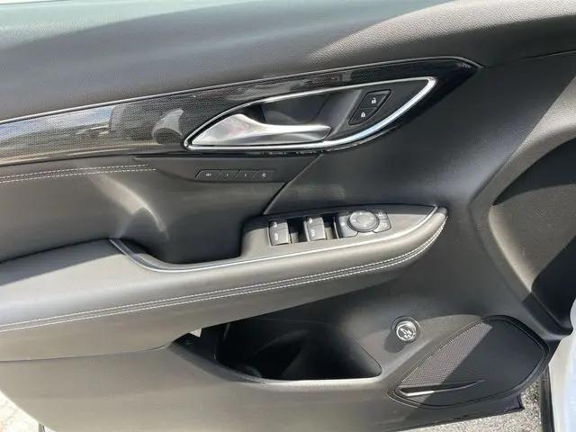2023 Buick Envision Essence AWD
