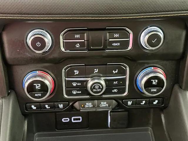 2024 GMC Yukon 4WD AT4