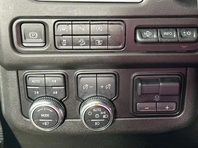 2024 GMC Yukon 4WD AT4