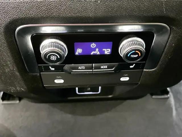 2024 GMC Yukon 4WD AT4