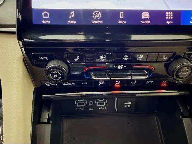 2025 Jeep Grand Cherokee Limited 4x4