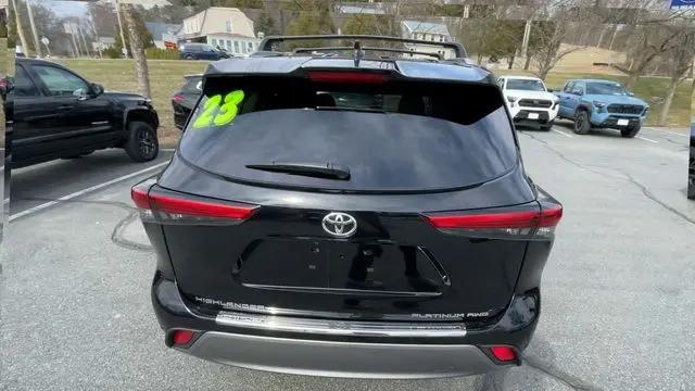 2023 Toyota Highlander Platinum