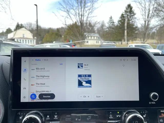 2023 Toyota Highlander Platinum