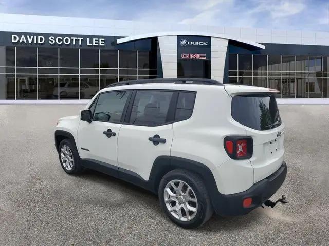 2017 Jeep Renegade Latitude FWD