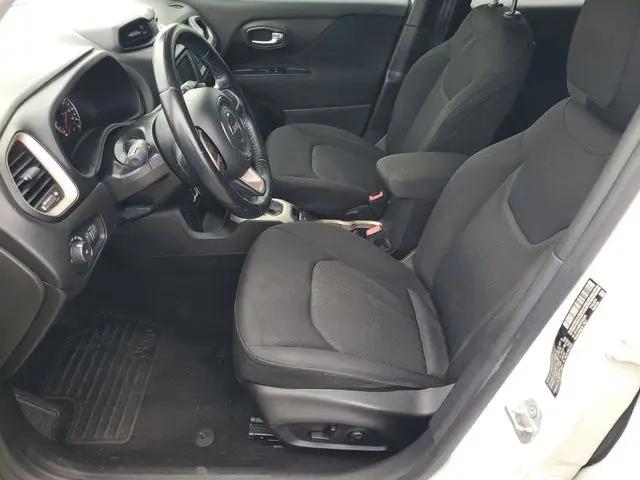 2017 Jeep Renegade Latitude FWD