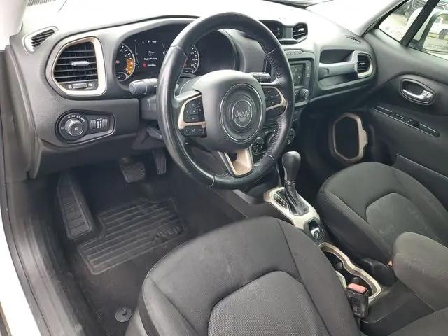 2017 Jeep Renegade Latitude FWD