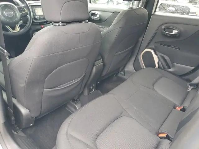 2017 Jeep Renegade Latitude FWD