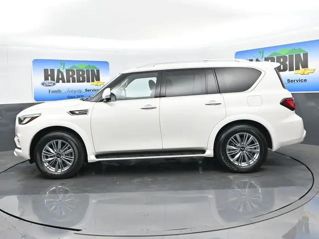 2024 INFINITI QX80 LUXE