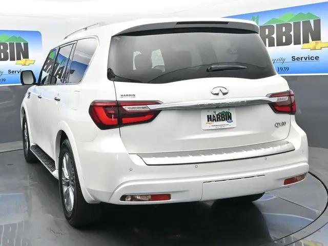 2024 INFINITI QX80 LUXE