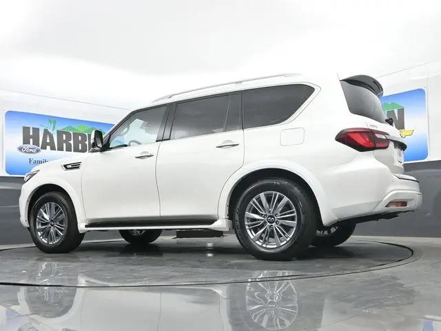 2024 INFINITI QX80 LUXE