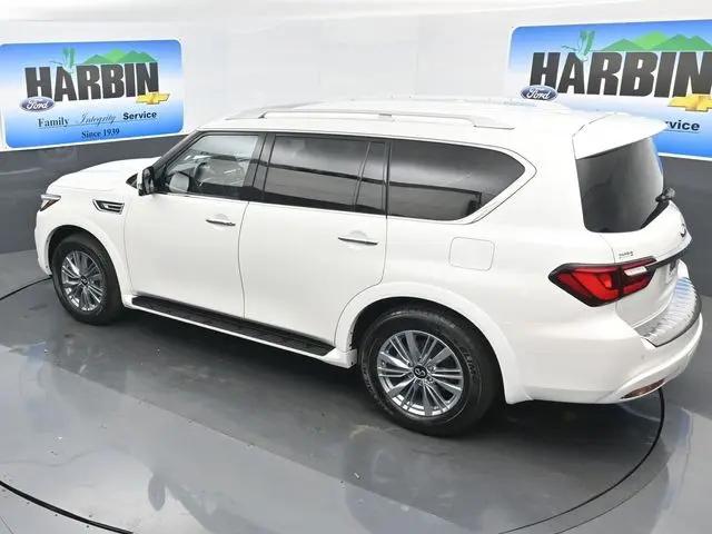 2024 INFINITI QX80 LUXE