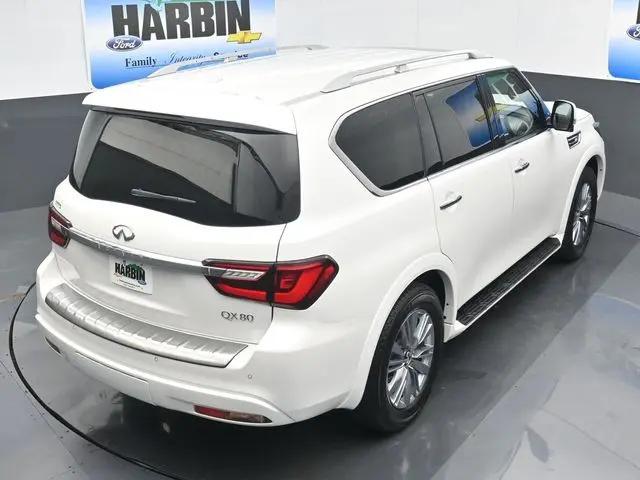 2024 INFINITI QX80 LUXE