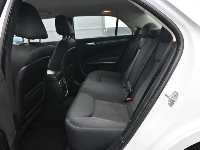 2019 Chrysler 300 Touring