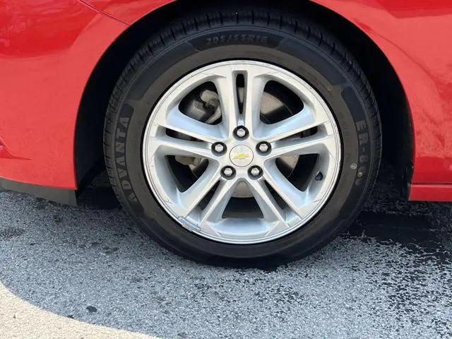 2017 Chevrolet Cruze LT Auto