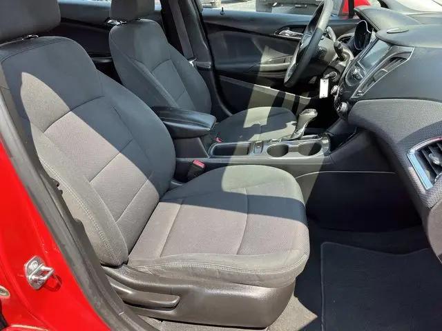 2017 Chevrolet Cruze LT Auto