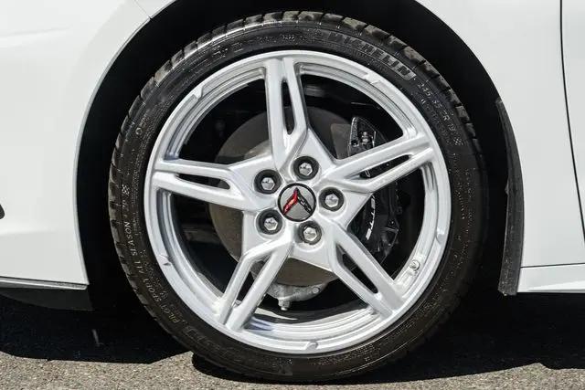 2023 Chevrolet Corvette Stingray RWD Coupe 2LT
