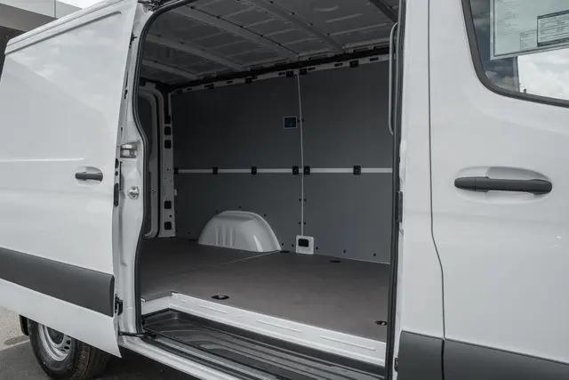 2026 Mercedes-Benz Sprinter 2500 Standard Roof 4-Cyl Diesel