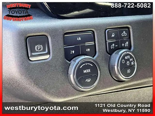2024 Chevrolet Silverado 2500HD 4WD Crew Cab Standard Bed LT
