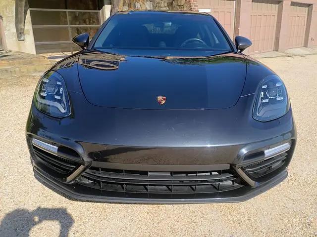 2017 Porsche Panamera Turbo