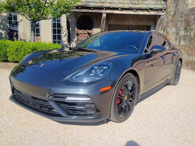 2017 Porsche Panamera Turbo
