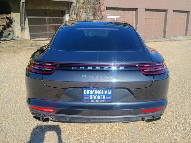2017 Porsche Panamera Turbo