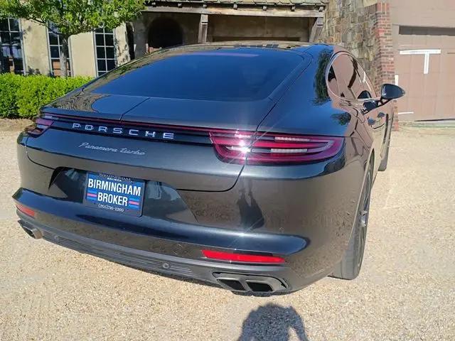 2017 Porsche Panamera Turbo