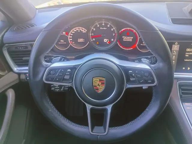 2017 Porsche Panamera Turbo