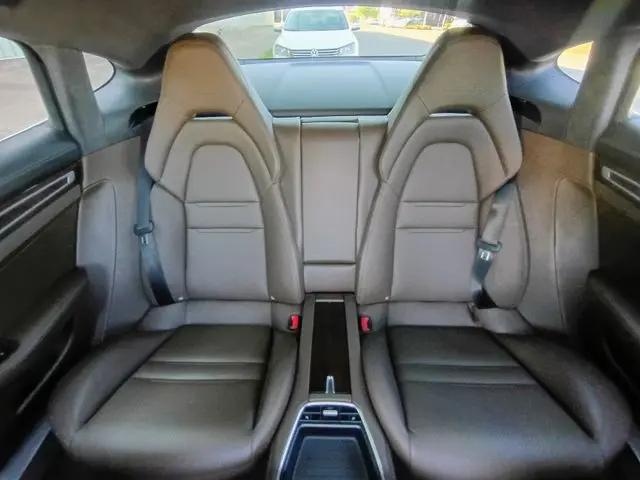 2017 Porsche Panamera Turbo