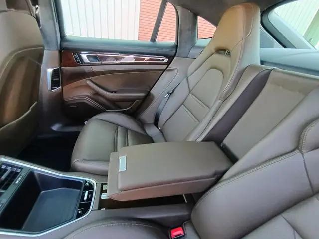 2017 Porsche Panamera Turbo