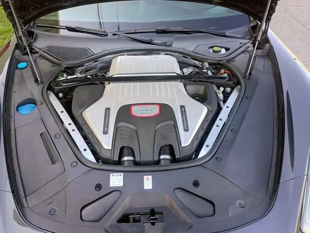 2017 Porsche Panamera Turbo