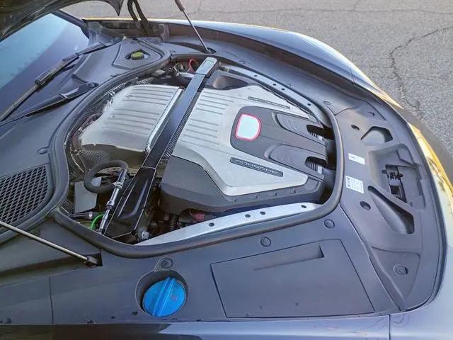 2017 Porsche Panamera Turbo