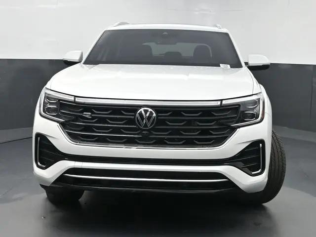 2025 Volkswagen Atlas Cross Sport 2.0T SEL Premium R-Line
