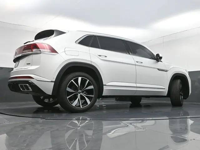 2025 Volkswagen Atlas Cross Sport 2.0T SEL Premium R-Line