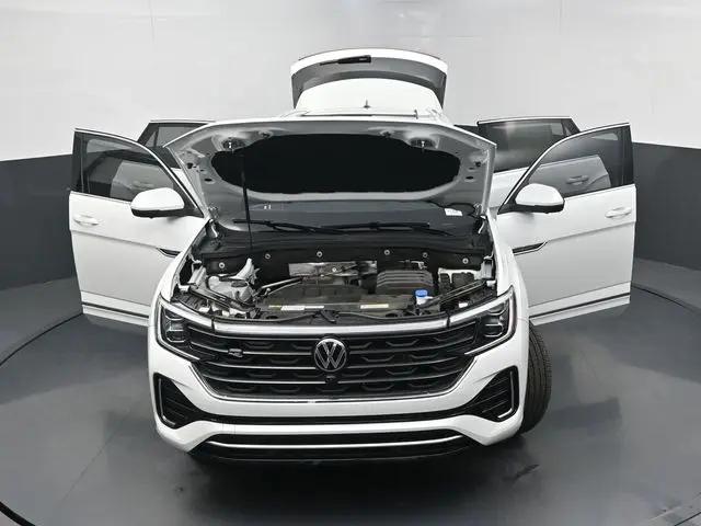 2025 Volkswagen Atlas Cross Sport 2.0T SEL Premium R-Line