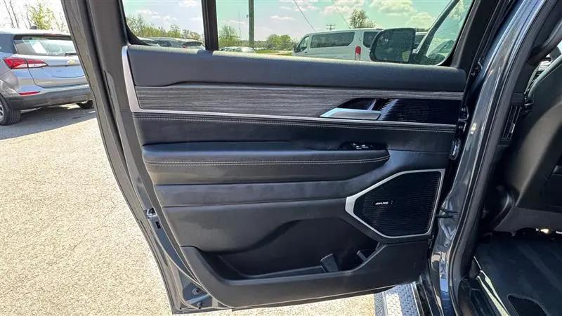 2024 Jeep Wagoneer Series II