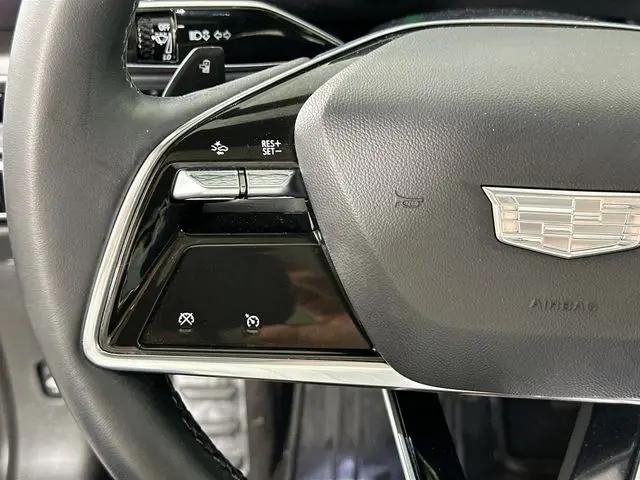 2024 Cadillac iQ Tech w/1SA