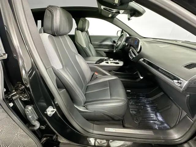 2024 Cadillac iQ Tech w/1SA