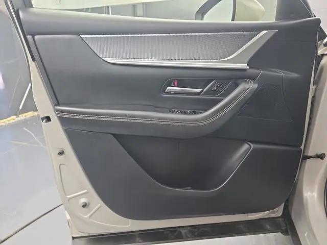 2024 Mazda X-90 3.3 Turbo Preferred Plus