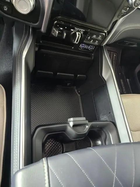 2024 Ram 1500 Limited Crew Cab 4x4 5'7" Box