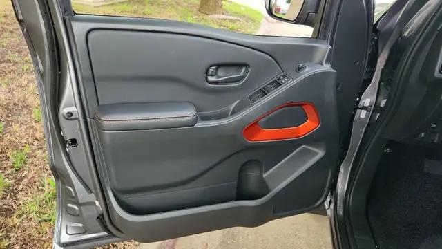 2026 Nissan Frontier Crew Cab PRO-X 4x2