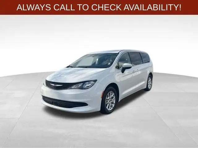 2023 Chrysler Voyager LX
