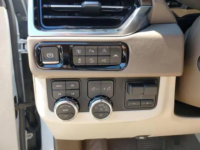 2026 GMC Yukon XL 4WD Denali