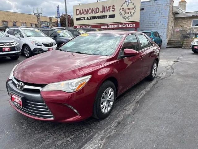 2017 Toyota Camry LE for sale in West Allis, WI