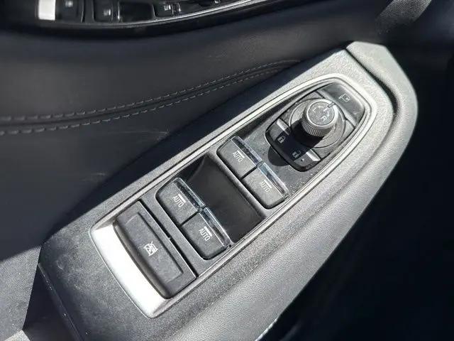2024 Subaru Outback Touring