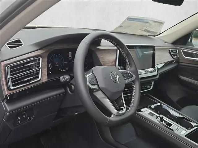 2026 Volkswagen Atlas SEL